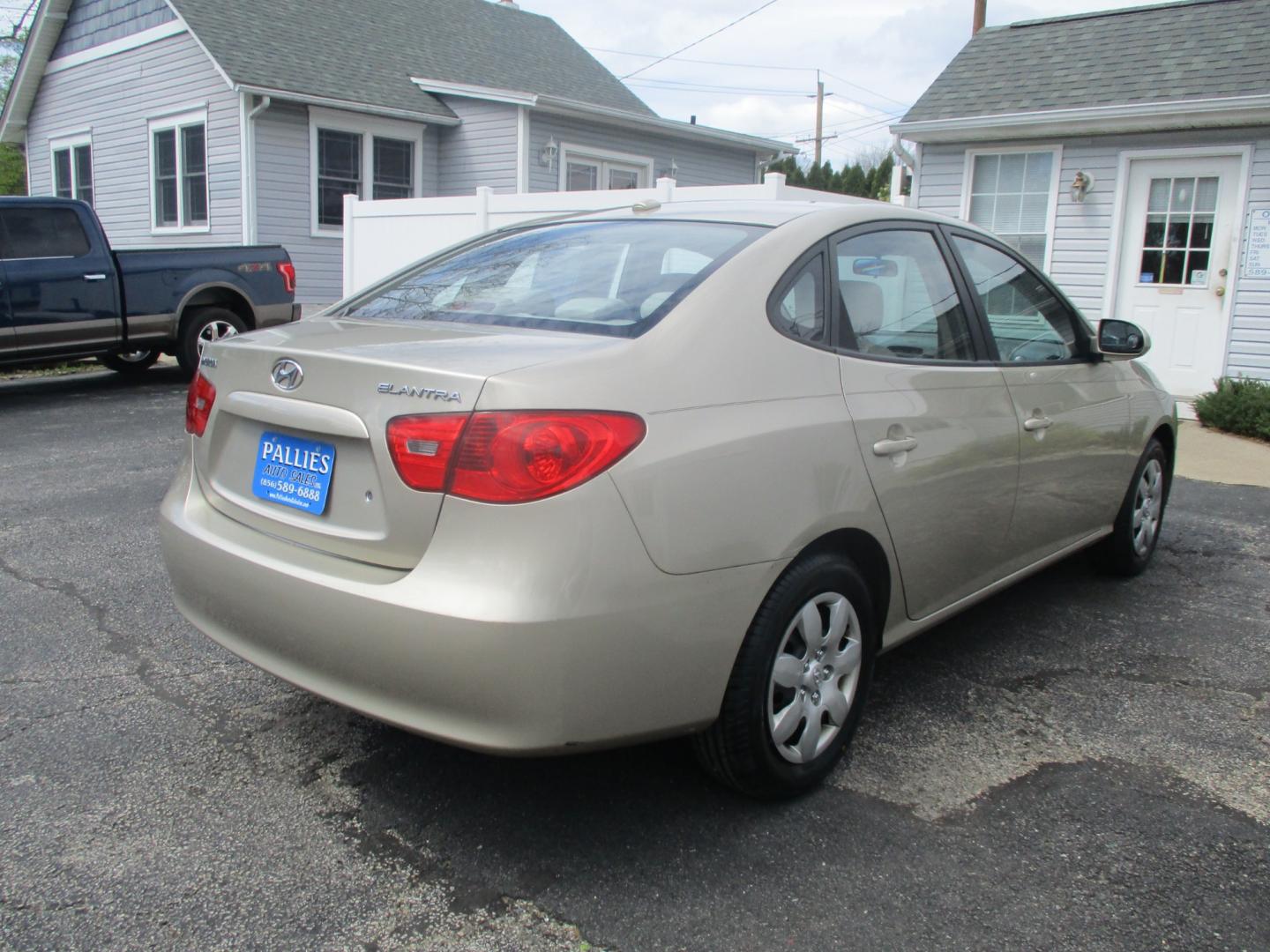 2008 GOLD Hyundai Elantra (KMHDU46D68U) , AUTOMATIC transmission, located at 540a Delsea Drive, Sewell, NJ, 08080, (856) 589-6888, 39.752560, -75.111206 - Photo#6